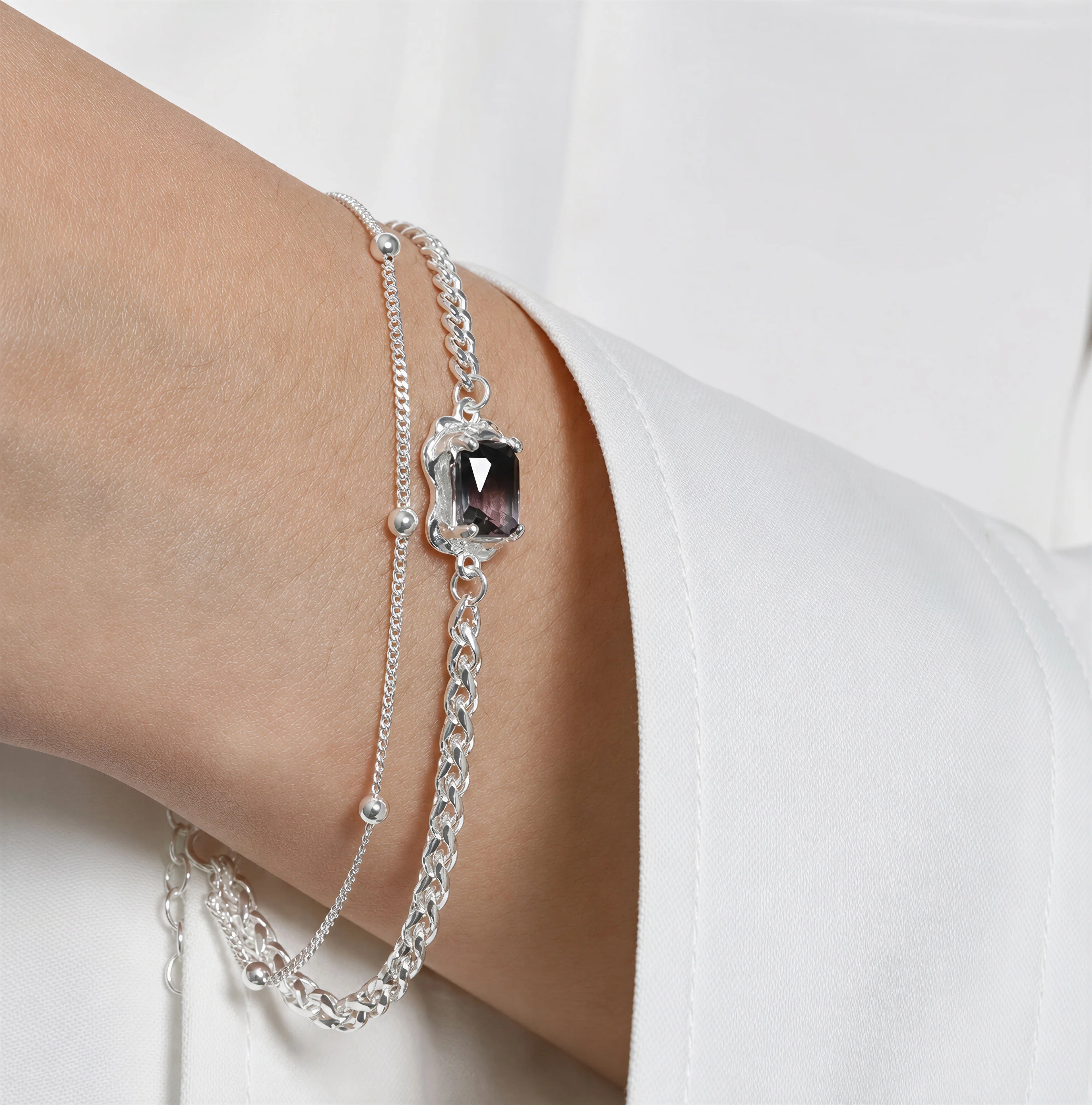 Frequency Paris-Ibiza Alchemy Chain Bracelet close-up in silver, highlighting mixed chain design and exceptional craftsmanship