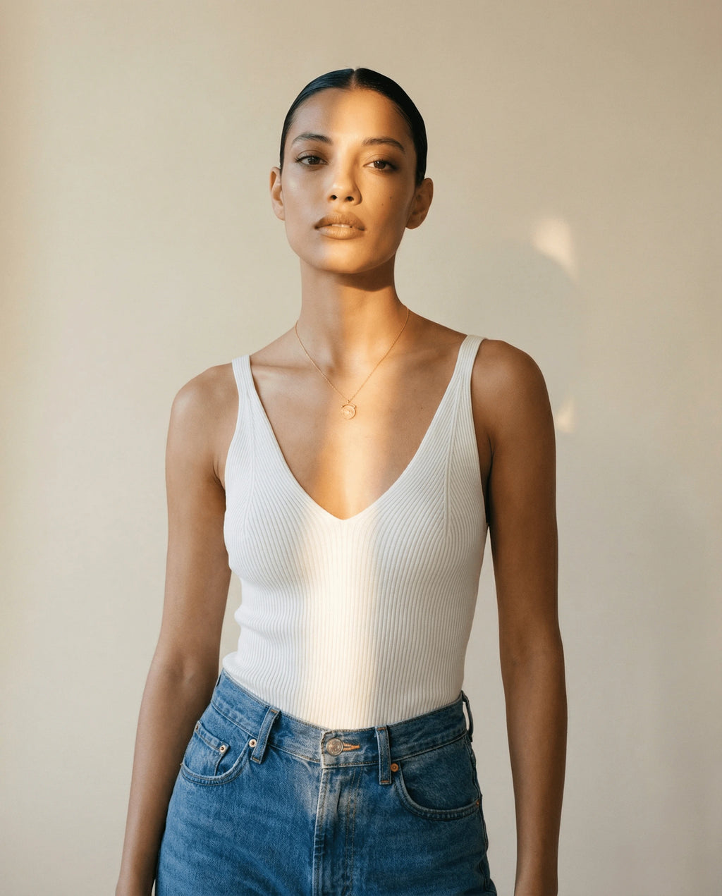 Frequency Paris-Ibiza's signature necklace - 18k Gold Sterling Silver Sunbeam Gold Pendant Necklace. The perfect gift for her. 